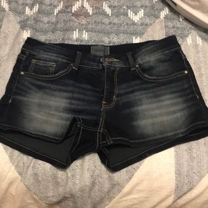 BKE shorts. Only worn once.